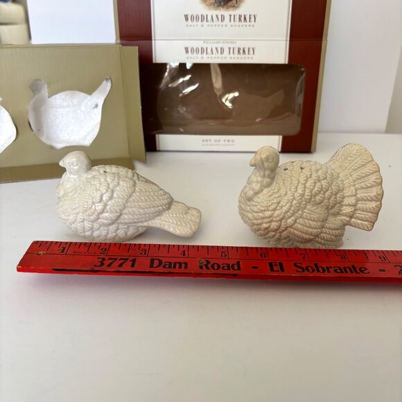 Williams Sonoma Woodland Turkey Salt Pepper Shakers‎ Fall Thanksgiving Decor New - Picture 8 of 11